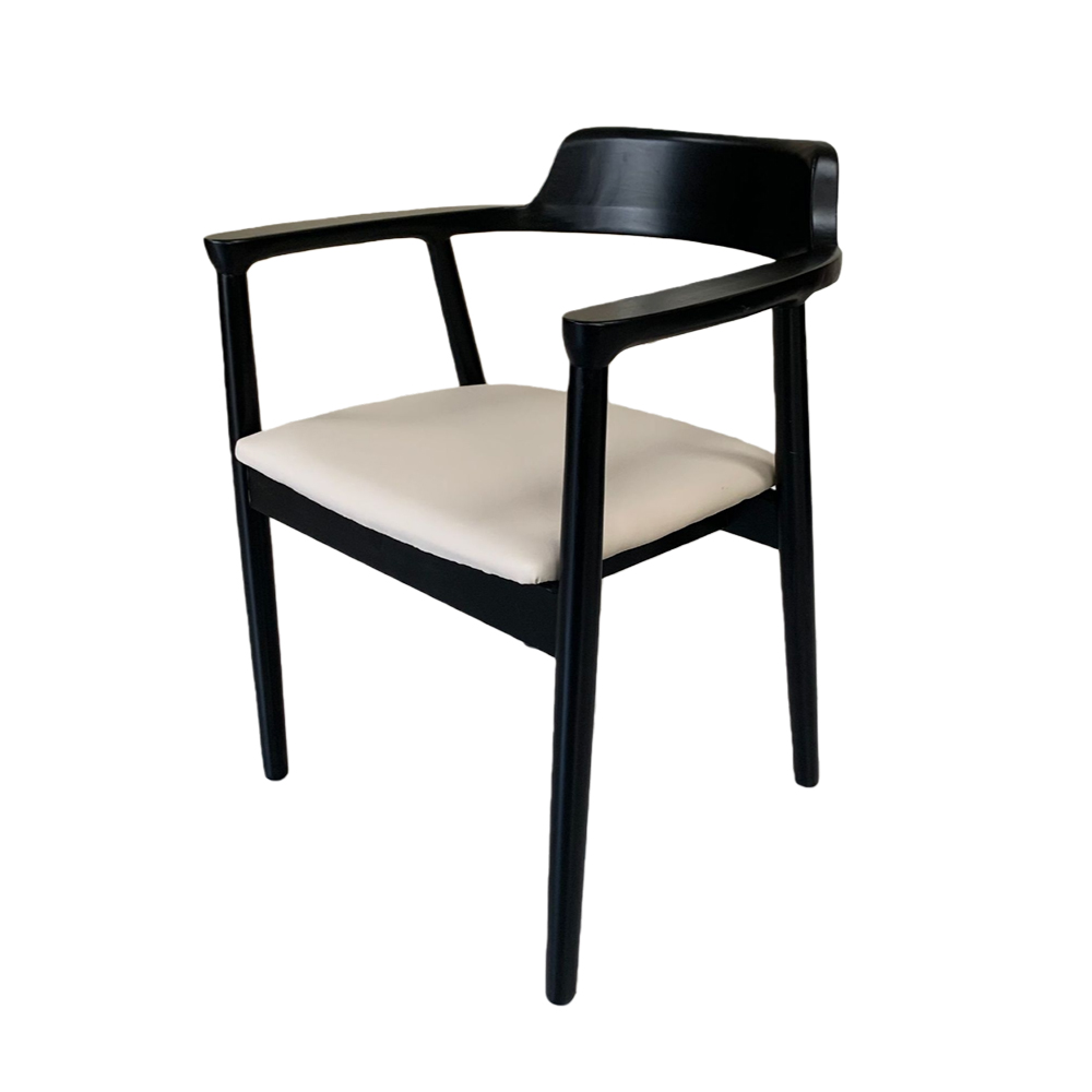 Oak wood dining chairs with arms