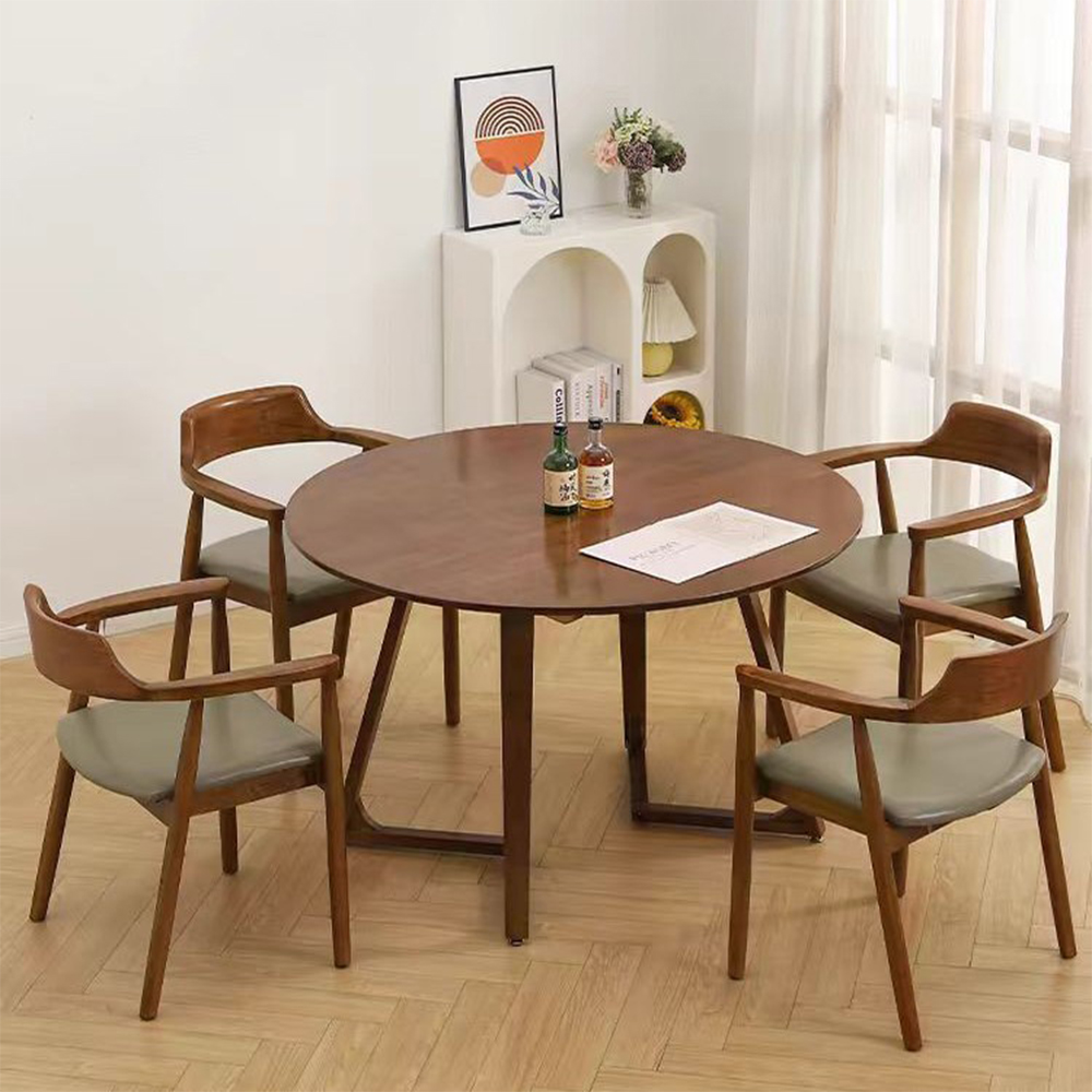 Oak wood dining chairs with arms