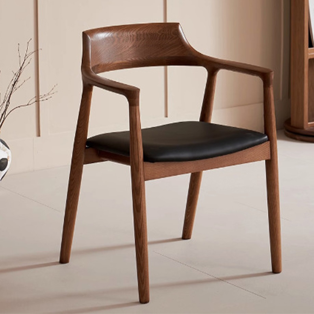 Oak wood dining chairs with arms