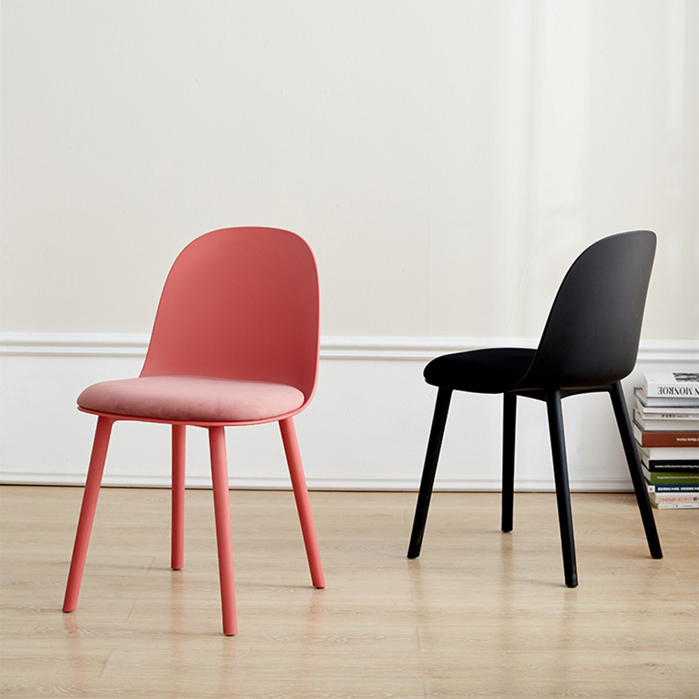 Modern hotel pp plastic chair with soft cushion